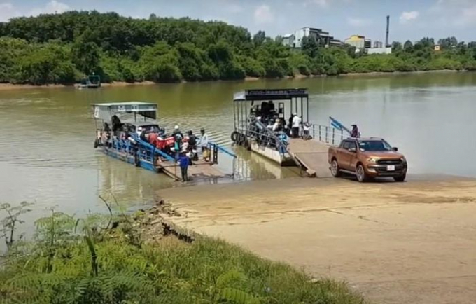 Bến đò Hiếu Liêm giữa huyện Vĩnh Cửu (Đồng Nai) và thị xã Tân Uyên (Bình Dương. Ảnh: AX.