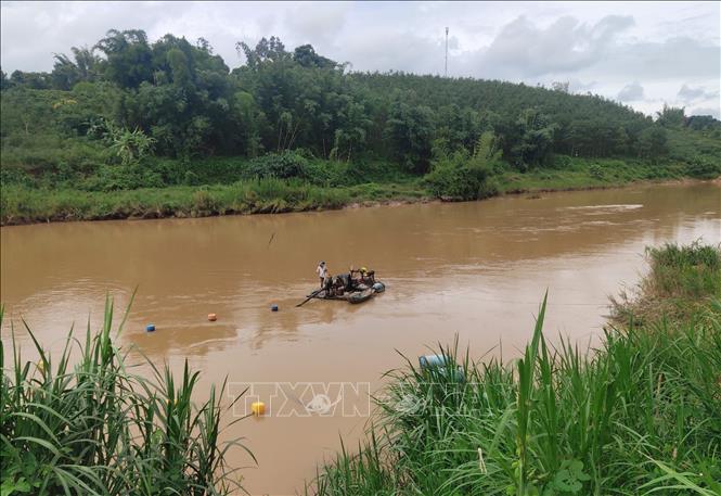 Mỏ khai thác cát dưới lòng sông Pô Kô của hộ kinh doanh Trương Quảng (thôn 4, xã Tân Cảnh, huyện Đăk Tô) luôn phải đảm bảo thực hiện đúng quy định trong giấy phép khai thác.
