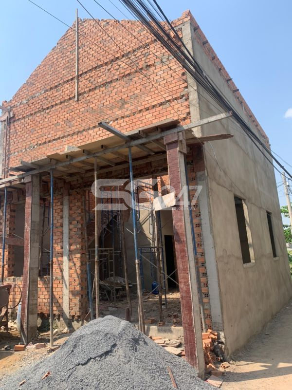 Góc bên phải của căn nhà