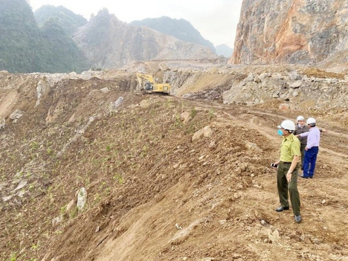Công ty Duyên Hà đã khai thác ra ngoài mốc giới. (Ảnh: Lao Động).