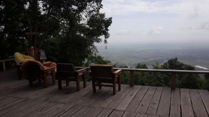 “View” trên Núi Cấm khiến du khách thích thú