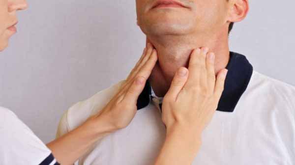 Đi cắt amidan, chàng trai trẻ sốc nặng khi biết mình ung thư, (Ảnh minh họa)