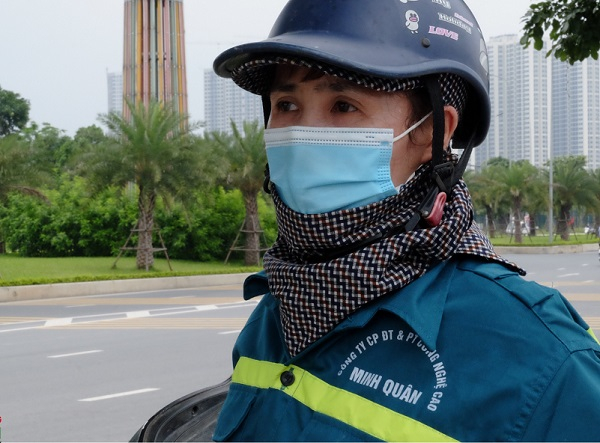 Bị công ty nợ lương, chị Lê Thị Thịnh phải đi vay lãi để trang trải cuộc sống gia đình