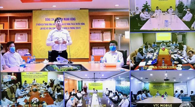 Buổi làm việc được kết nối trực tuyến với các công ty thành viên trực thuộc Tổng công ty VTC. Ảnh: MIC.