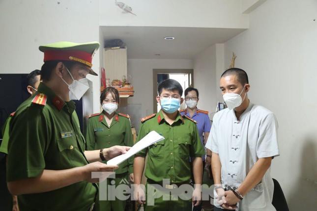 Ông Đặng Văn Chuyền bị công an bắt tạm giam.