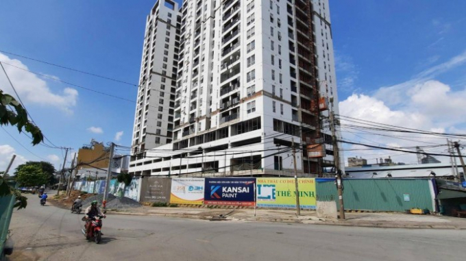 Dự án Aurora được chủ đầu tư ký hợp đồng mua bán căn hộ với khách hàng từ năm 2019 nhưng đến nay vẫn chưa hoàn thành để đưa vào sử dụng