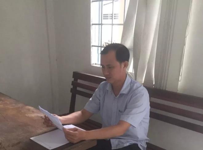 Lê Văn Trứ.