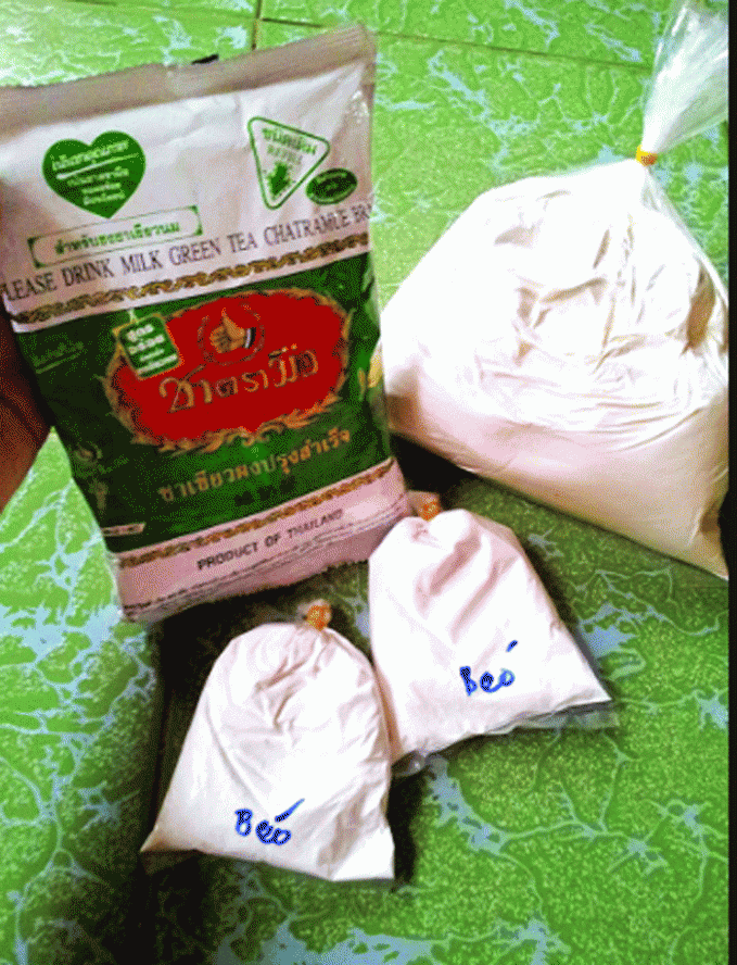 Nguyên liệu trà sữa bán tại chợ và trên mạng đều không rõ nguồn gốc xuất xứ nhưng khá thu hút người tiêu dùng