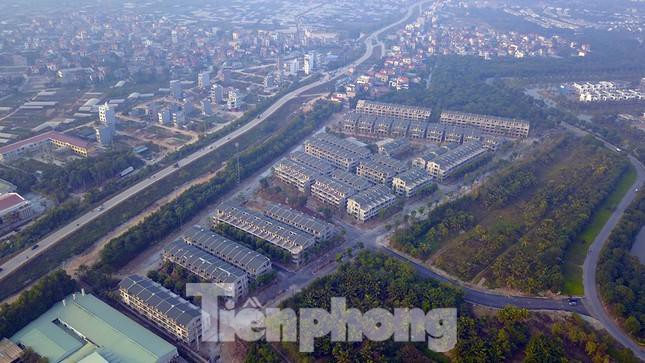 Công ty TDH Ecoland là nhà đầu tư duy nhất đăng ký thực hiện dự án tai tiếng khu biệt thự và nhà phố vườn Vạn Tuế - Sago Palm Garden (huyện Văn Giang, Hưng Yên).
