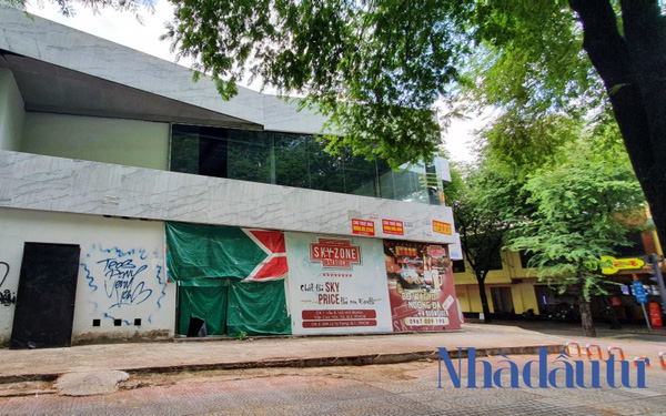 Ảnh hưởng của dịch Covid-19 khiến hàng loạt mặt bằng cho thuê tại TP HCM lầm vào tình trạng