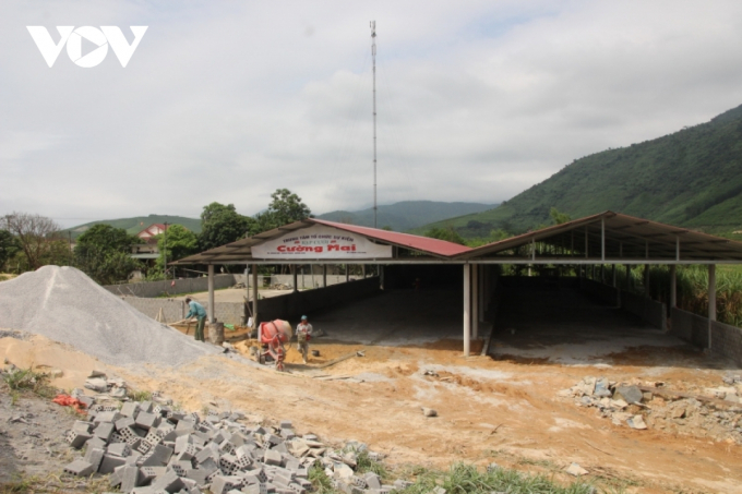 Công trình xây dựng chờ đền bù Dự án cao tốc Bắc -Nam của em trai Phó Bí thư Thường trực xã Quảng Hợp.