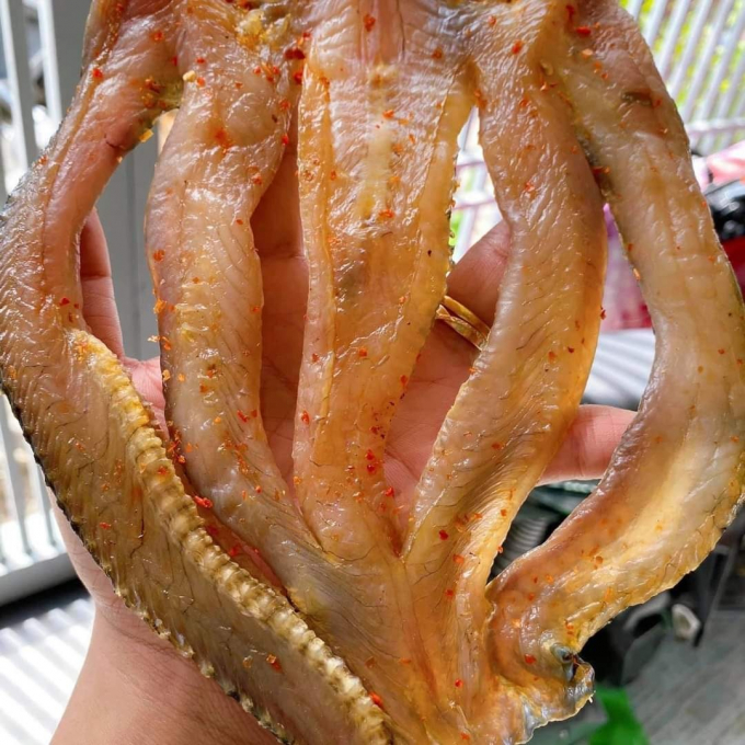 Khô cá lóc, đặc sản của Đồng Tháp