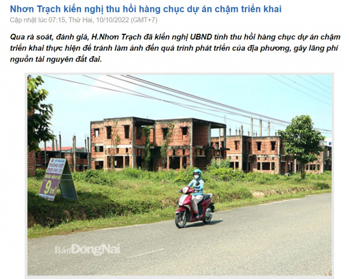 Huyện Nhơn Trạch đã làm việc với các chủ đầu tư và lên phương án xử lý đối với các dự án đã triển khai thực hiện nhưng chậm hoàn thành và đưa vào sử dụng. Trong ảnh: Một dự án tại khu dân cư Long Thọ - Phước An bị bỏ hoang nhiều năm. Ảnh: P.Tùng
