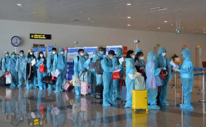 Chuyến bay quốc tế đầu tiên về Việt Nam. Nguồn: VNA