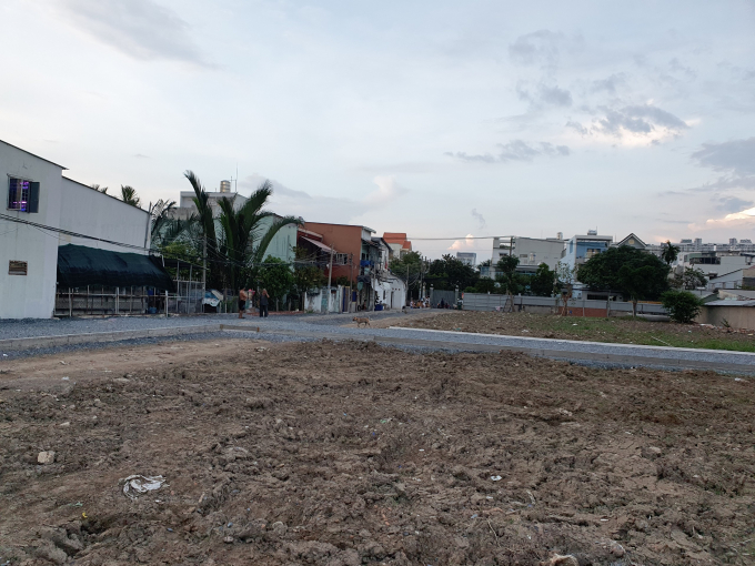 Thực tế đang có hiện tượng phân lô bán nền trái phép trên khu đất