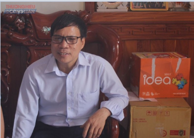 Ông Thân Đức Bách, trưởng ấp Vườn Dừa cho biết, bãi tập kết “khổng lồ” trên địa bàn đã tồn tại thời gian qua nhưng ấp không có thẩm quyền kiểm tra mà chỉ báo cáo phường Phước Tân. (Ảnh: Nguyên Dũng)