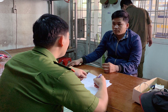 Lê Tấn Thành tại cơ quan công an - Ảnh: T.D.