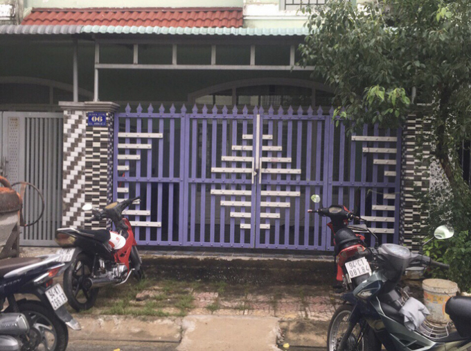 Trụ sở Chi nhánh Bạc Liêu - Công ty đấu giá hợp danh Nguyên Tâm luôn cửa đóng then cài