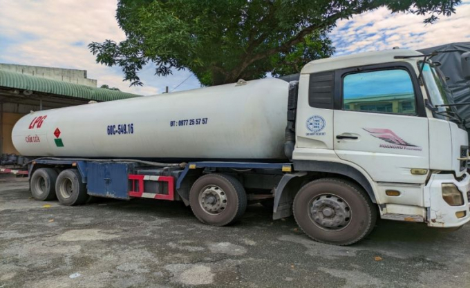 xe-bon-van-chuyen-khi-hoa-long-1667269177