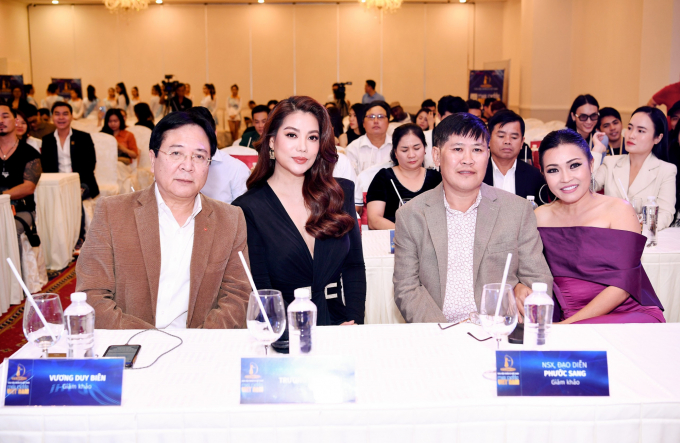 nhung-co-gai-1m45-co-co-hoi-_851678345382