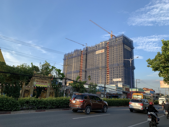Dự án Khu nhà ở thương mại dịch vụ Contenment Plaza bị phát hiện không xây 2 tầng hầm và xây lố hàng ngàn m2 từ tầng 1-25