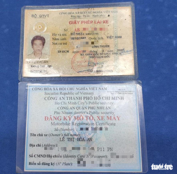 Anh Trường đã nhận lại đủ giấy đăng ký xe và giấy phép lái xe - Ảnh: MINH HÒA