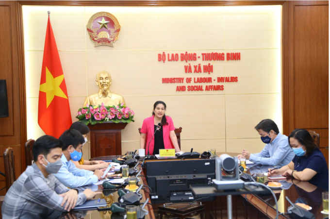 Thứ trưởng Bộ LĐTB&XH Nguyễn Thị Hà chủ trì cuộc họp trực tuyến về chăm sóc, giáo dục trẻ em trong đại dịch, ngày 8/9. Ảnh: Molisa.