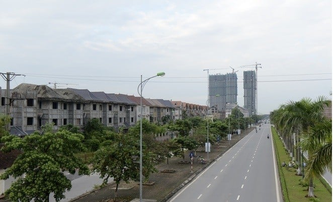Chuyên gia cho rằng, sóng bất động sản thì luôn có điểm thấp và điểm cao, hoặc điểm tiệm cận dưới và điểm tiệm cận trên. (Nguồn: Zing)