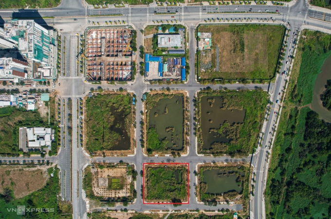 Lô đất 3-9 mà Công ty Bình Minh trúng đấu giá, nhìn từ trên cao, tháng 1/2022. Ảnh:Quỳnh Trần