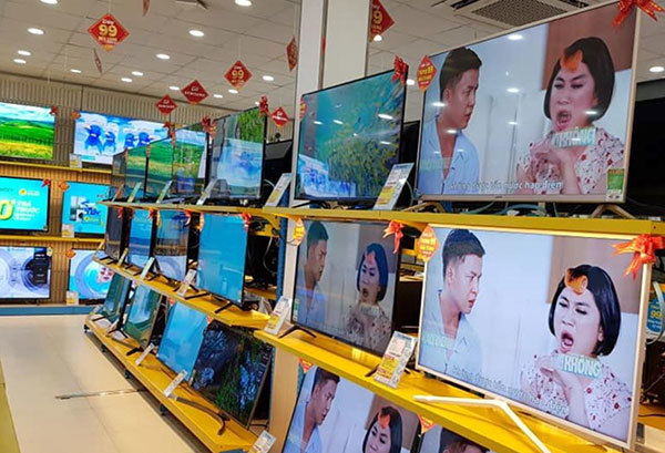 Người dùng nên cân nhắc khi lựa chọn mặt hàng điện tử. (Ảnh minh họa: Internet)