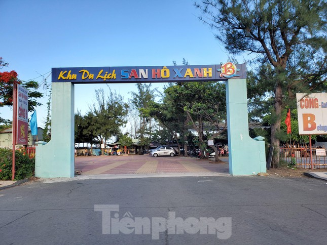 Thanh tra tỉnh Bà Rịa-Vũng Tàu cũng kiến nghị Chủ tịch UBND tỉnh đề nghị Cục Thuế kiểm điểm trách nhiệm lãnh đạo và công chức Chi cục Thuế TP.Vũng Tàu có liên quan sai phạm khi kiểm tra, phê duyệt quyết toán đối với công ty xây lắp để thực hiện thủ tục cổ phần hóa đã không rà soát, xác định khoản nợ tiền thuê đất tại bãi tắm Thùy Vân của đơn vị này...