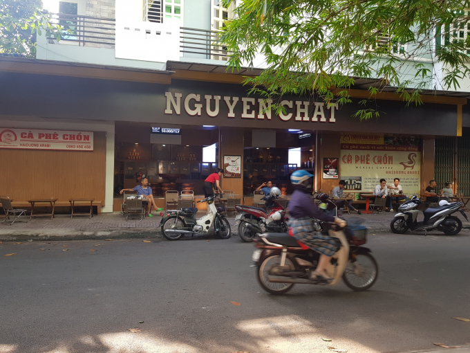 Showroom cà phê nguyên chất Sài Gòn - xay và đóng gói tại chỗ