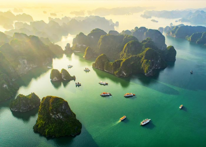 Vịnh Hạ Long - Di sản kỳ quan thiên nhiên thế giới. Ảnh: Báo Quảng Ninh
