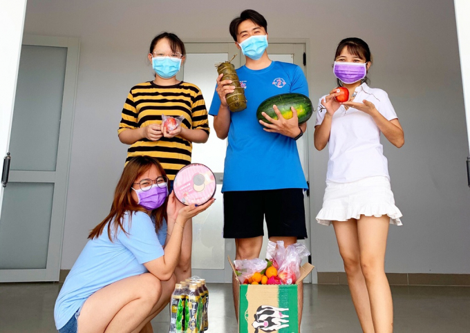 Thay vì đón Tết bên gia đình, Hà Phương sẽ trải qua khoảnh khắc giao thừa cùng 4 sinh viên khác của ĐH Thủ Dầu Một trong khu cách ly ở Bàu Bàng. Ảnh: H.P.