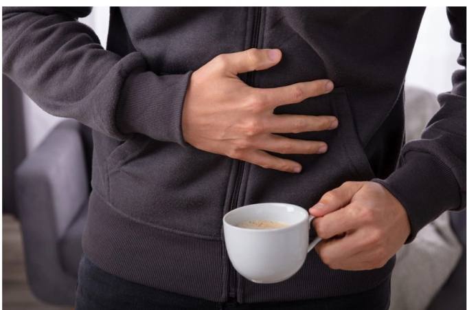 Caffeine là một trong những chất góp phần khiến nhiều người cảm thấy nhuận tràng hơn sau khi uống cà phê. Ảnh: iStock.