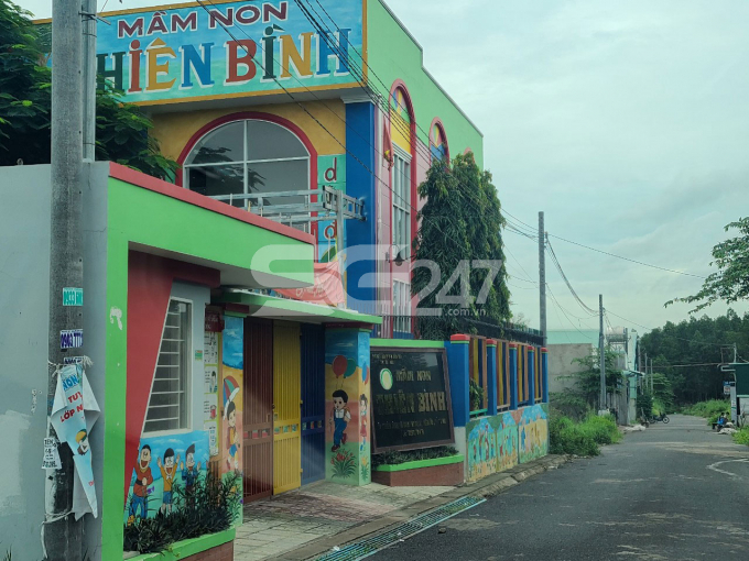 Một trường mầm non được xây dựng trên 2 thửa đất nông nghiệp