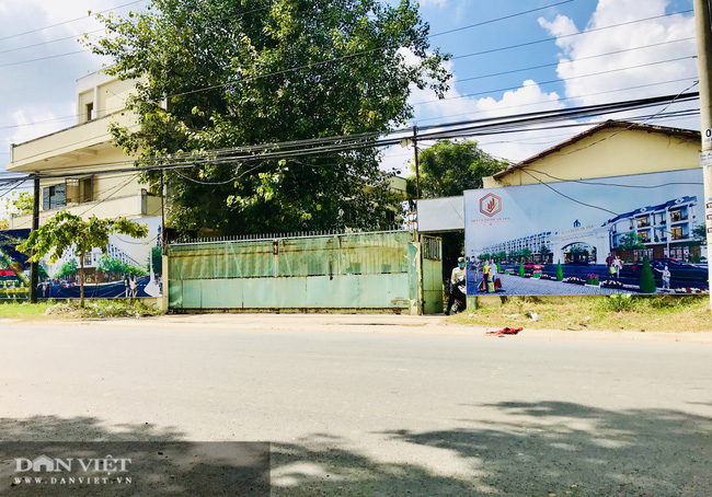 Dự án Queen Home An Phú được rao bán trên đát nhà xưởng của một công ty cơ khí. Ảnh: V.D