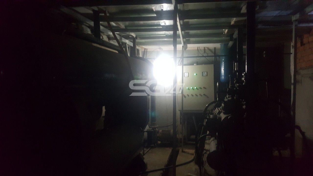 Hình ảnh máy móc, thiết bị bên trong xưởng sản xuất nước đá
