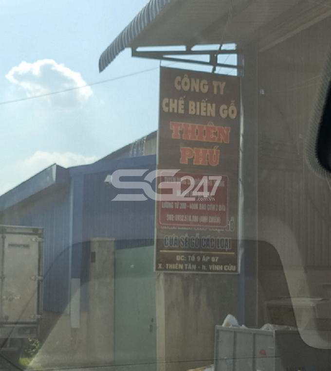 Rất nhiều cơ sở sản xuất, lưu trữ phế liệu, sản xuất hạt nhựa, chế biến và sản xuất gỗ đang hoạt động gây ô nhiễm môi trường tại ấp 6, 7, xã Thiện Tân, huyện Vĩnh Cửu