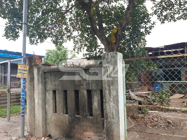 Đi không được vì công tác bồi thường tái định cư không thỏa đáng, ở không xong vì nhà cửa không thể tu bổ sửa sang là thực trạng mà rất nhiều hộ dân sống trên đất dự án Trường Cao đẳng Lê Quý Đôn đã và đang phải chịu đựng