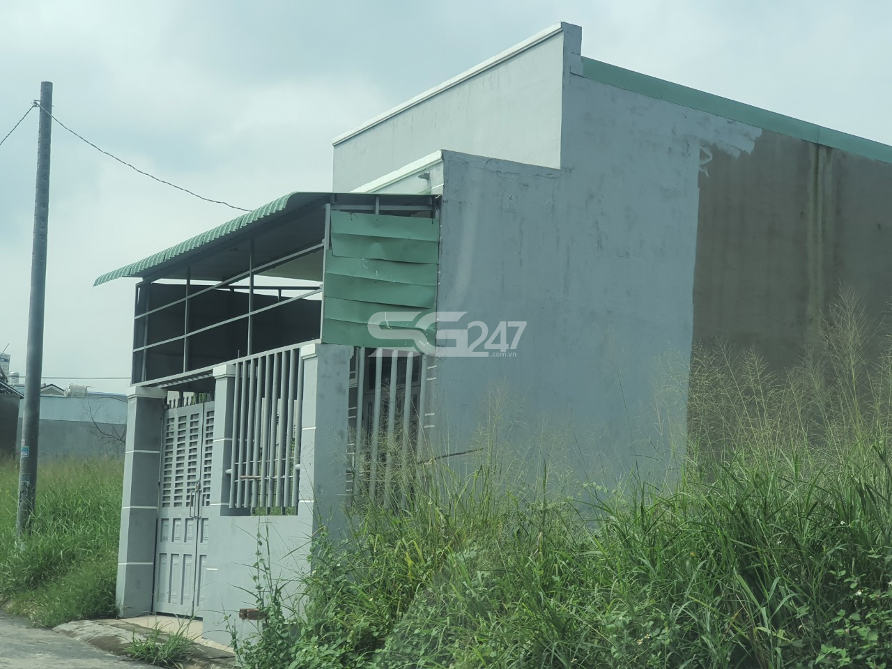 Tại thửa 494 cũng tương tự đã đưa vào sử dụng 1 căn nhà không phép