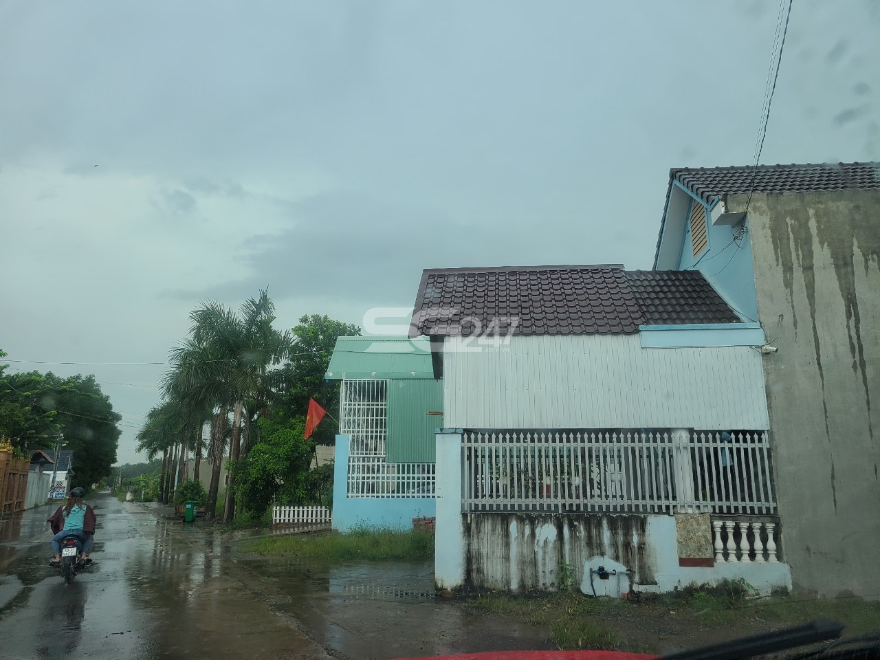 Hình ảnh: Đường bê tông được chủ sử dụng đất đầu tư xây dựng trên đất trồng lúa thuộc tờ 87 thửa 63 tại phường Phước Tân, Biên Hòa, Đồng Nai