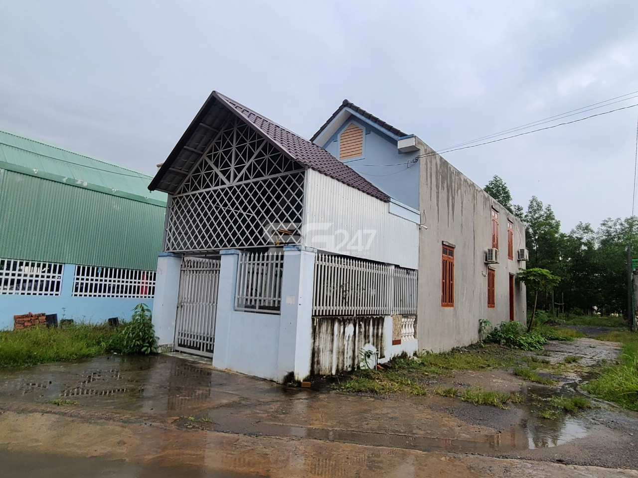 Hình ảnh: Căn nhà kiên cố, hoành tráng được xây dựng trên đất trồng lúa tại tờ 87 thửa 63 thuộc phường Phước Tân, Biên Hòa, Đồng Nai