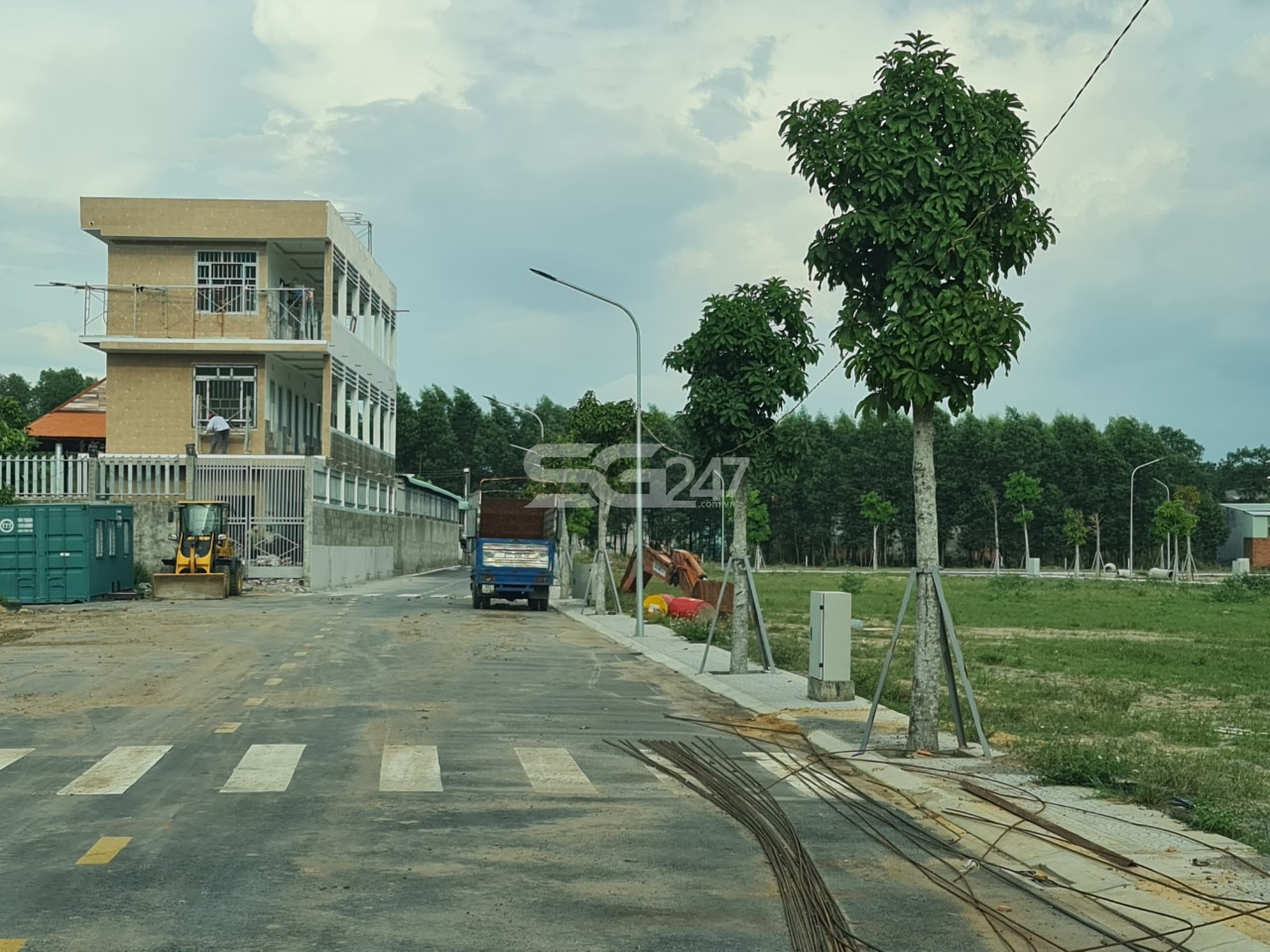 Hạ tầng đã được đầu tư theo văn bản chấp thuận phê duyệt hồ sơ thiết kế hạ tầng kỹ thuật theo mặt bằng tổng thể để thực hiện tách thửa đất số 4160 tờ bản đồ số 5 do ông Nguyễn Ngọc Hồ là chủ sử dụng