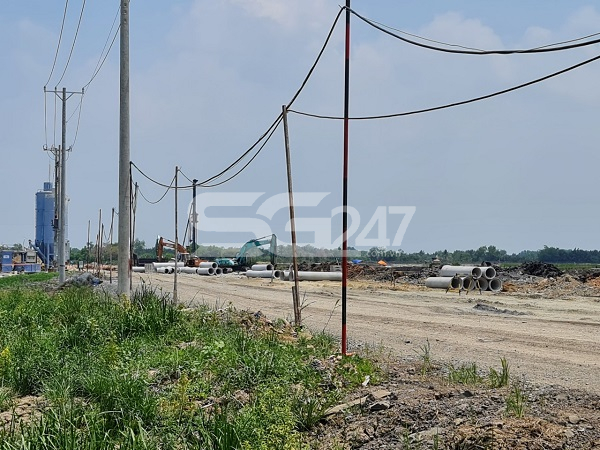 Dự án có quy mô 40,77ha nhưng đã có tới hơn 1,ha là đất công