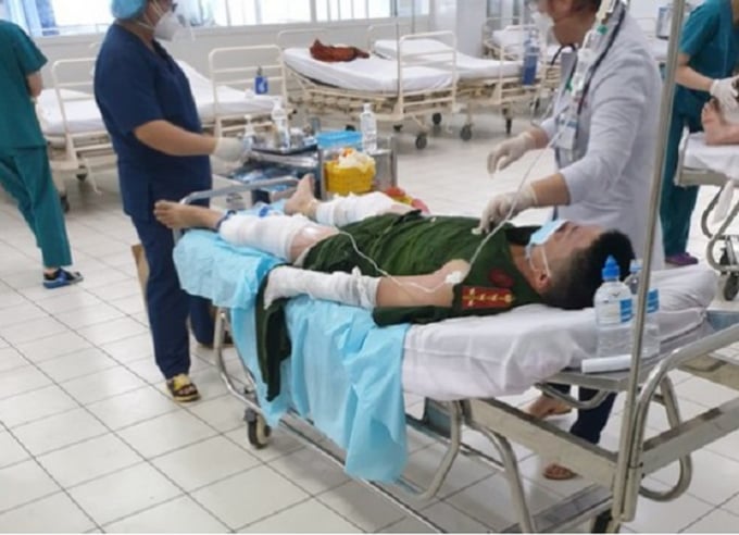 cán bộ công an bị thương