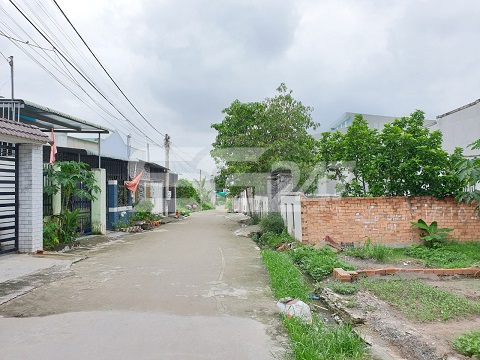 Mặc dù là đất nông nghiệp nhưng trên khu đất nông nghiệp tại tờ bản đồ 55 thửa 194, 247, 24, 193, 4, 192, 3, 185, khu phố 4C, phường Trảng Dài vâng ngân nhiên được xây dựng trái phép hàng chục căn nhà đưa vào sử dụng