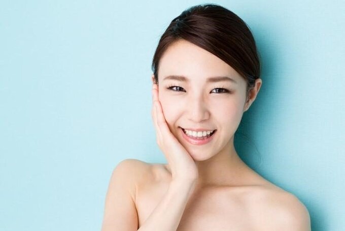 Dầu oliu giúp bạn có làn da trắng trẻo như da em bé