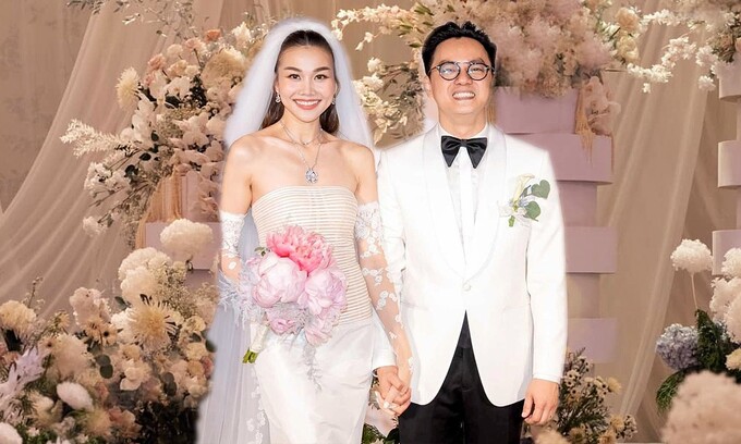 Vợ chồng Thanh Hằng tại tiệc cưới tối 22/10
