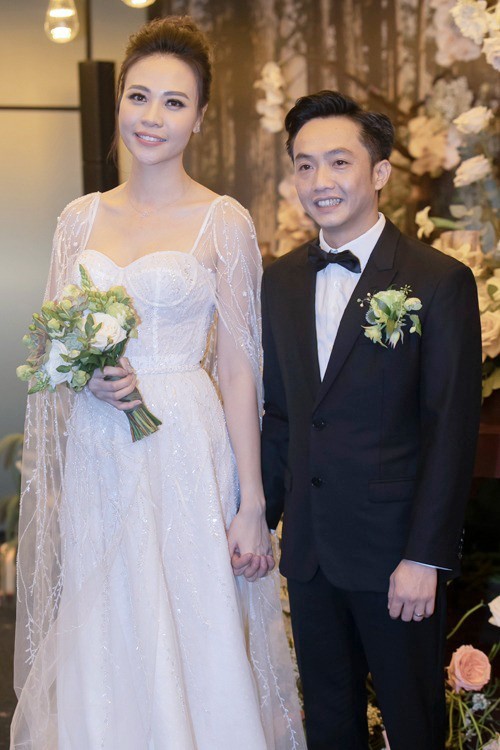 Vợ chồng Đàm Thu Trang - Cường Đô La trong ngày cưới hôm 28/7/2019.